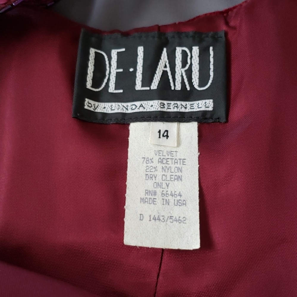 ๐HP๐Vintage 90's De-Laru Maroon Velvet dress - Picture 5 of 11